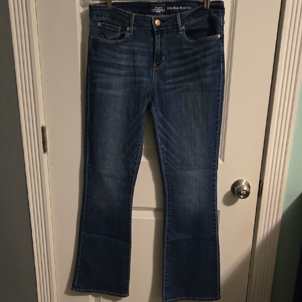 Signature by Levi Strauss Women's Medium Blue Boot Cut Jeans